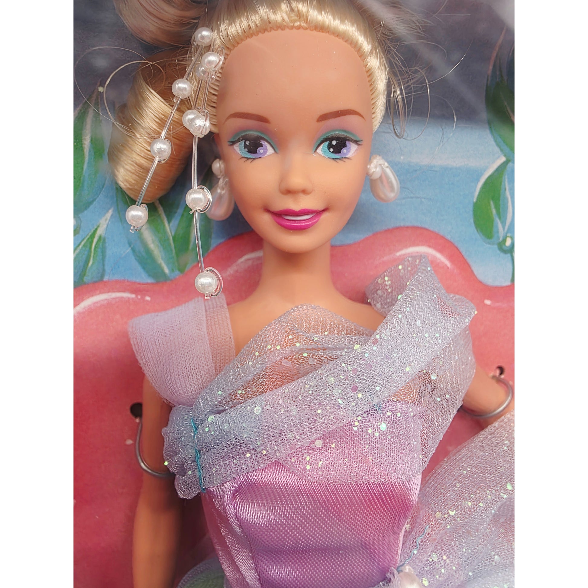 1996 Barbie Service Merchandise Limited Edition Sea Princess doll — Face close-up