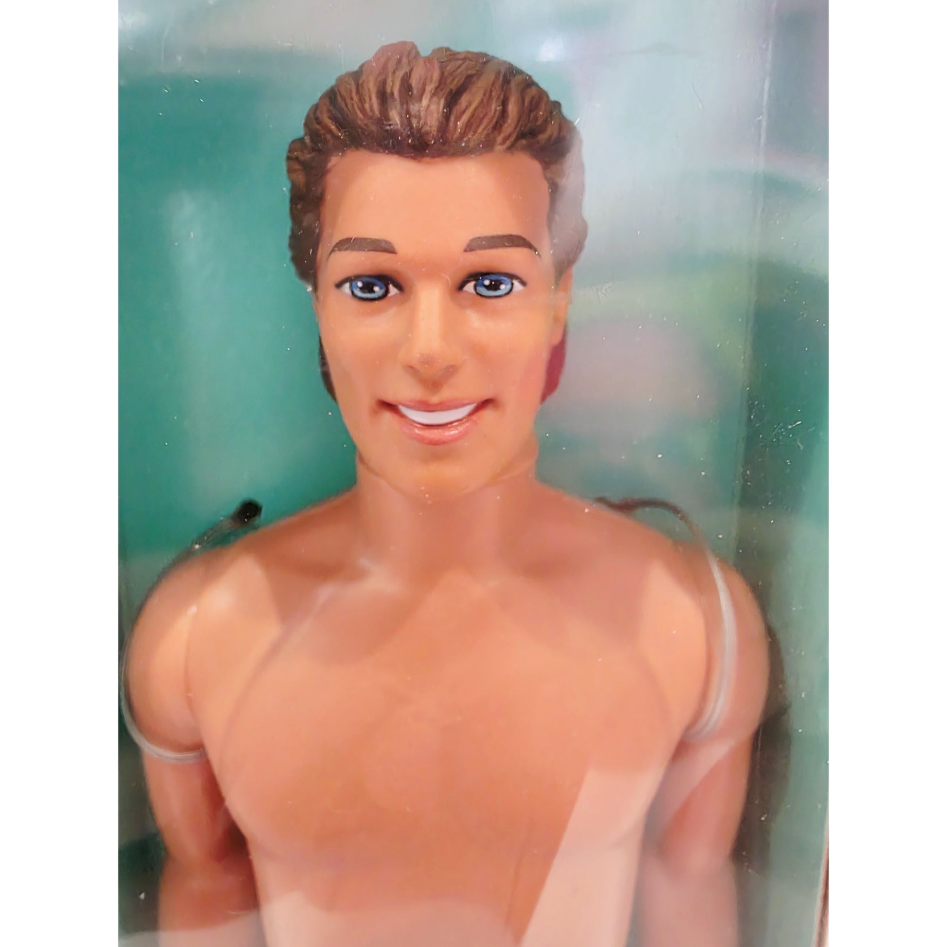 1996 Barbie Splash 'N Color Ken doll — Face close-up