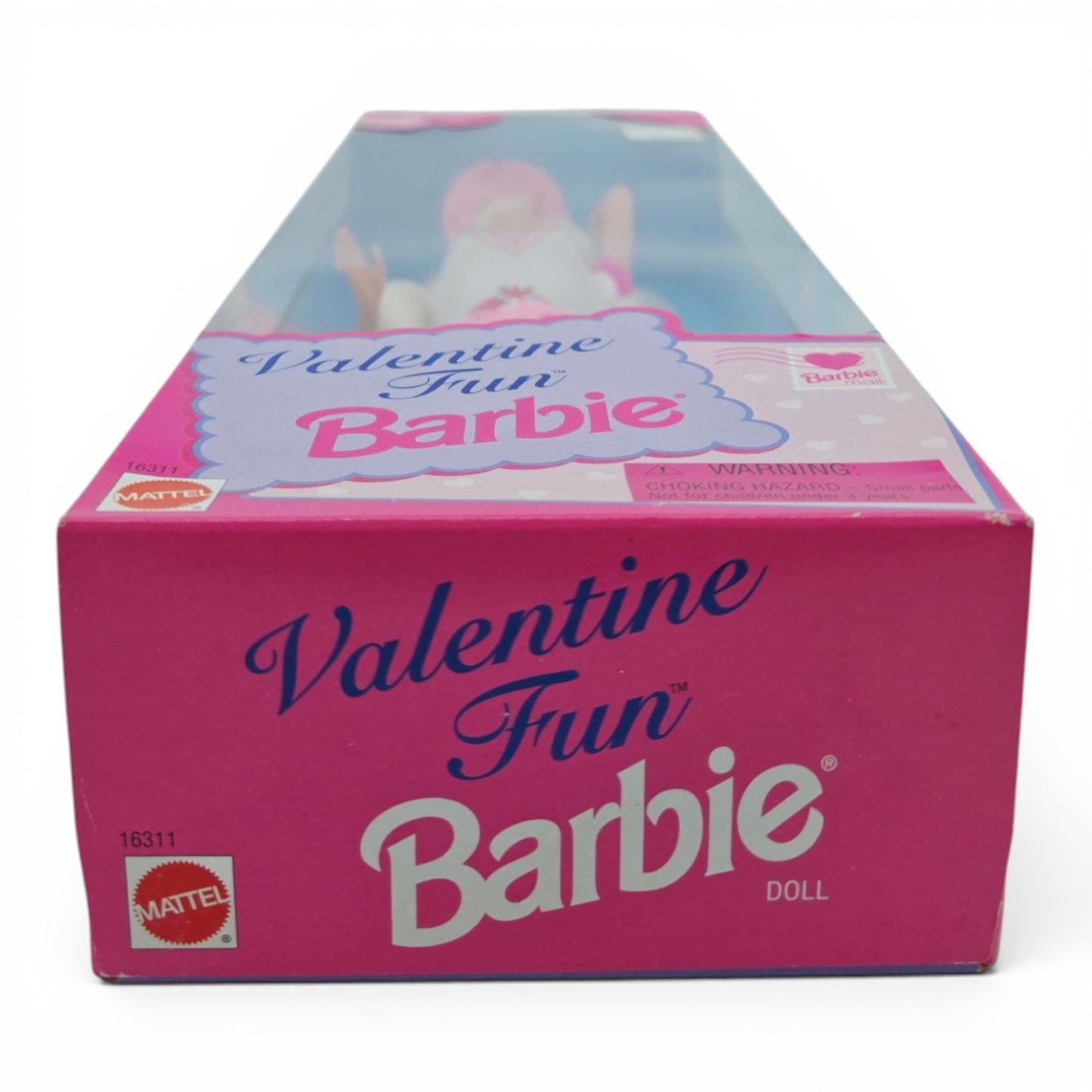 1996 Barbie Valentine Fun Barbie doll — Bottom view