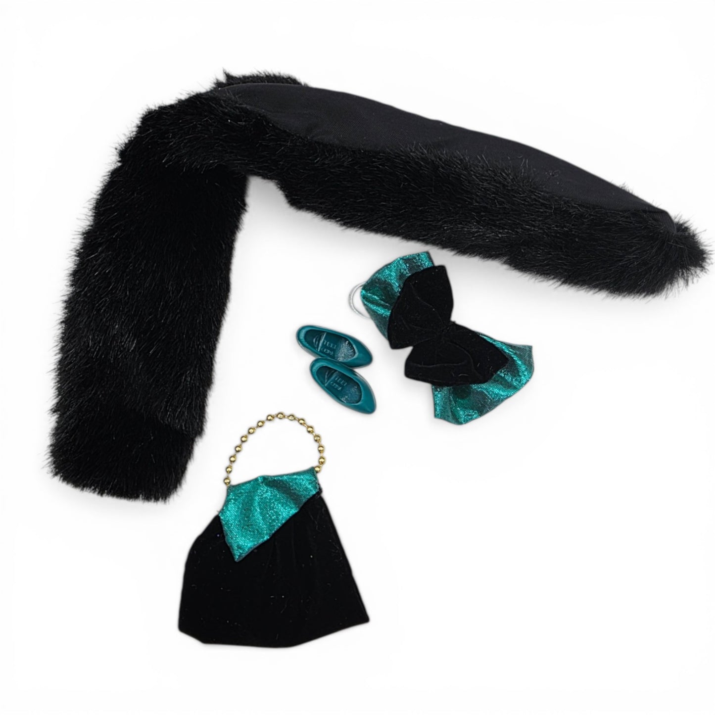1996 Brass Key Designer Gown Collection Emerald Velvet & Fur Gown doll fashion — Close-up 2