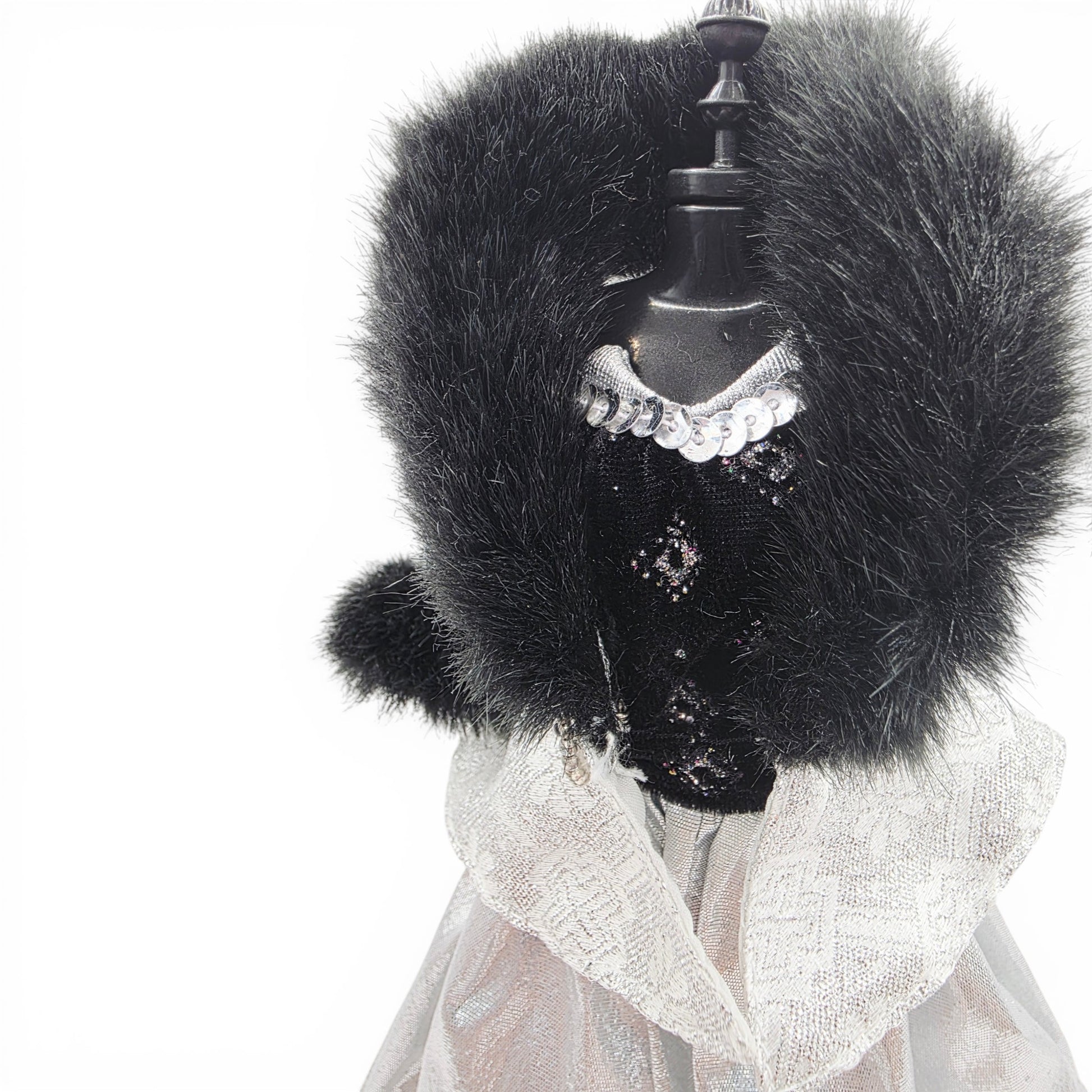 1996 Brass Key Designer Gown Collection Silver Brocade, Fur and Velvet Gown & Jacket doll fashion — Close-up 1