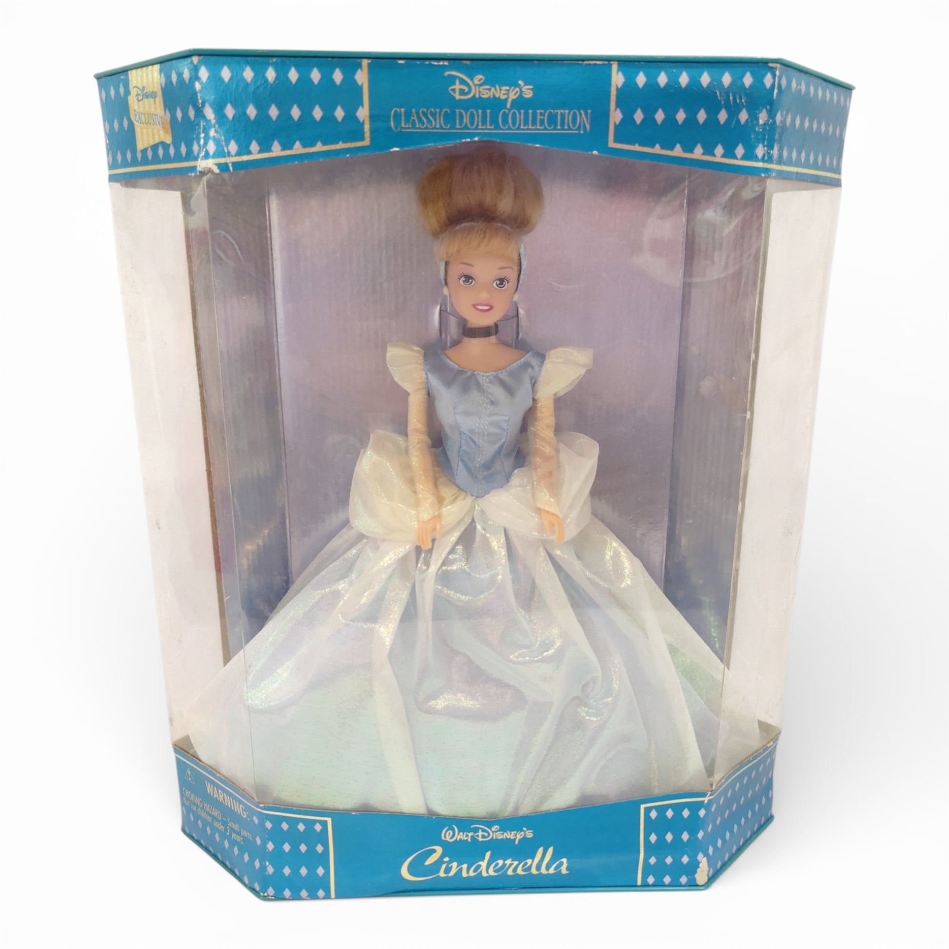 1996 Cinderella Disney Store - Classic Doll Collection Cinderella doll — Front view