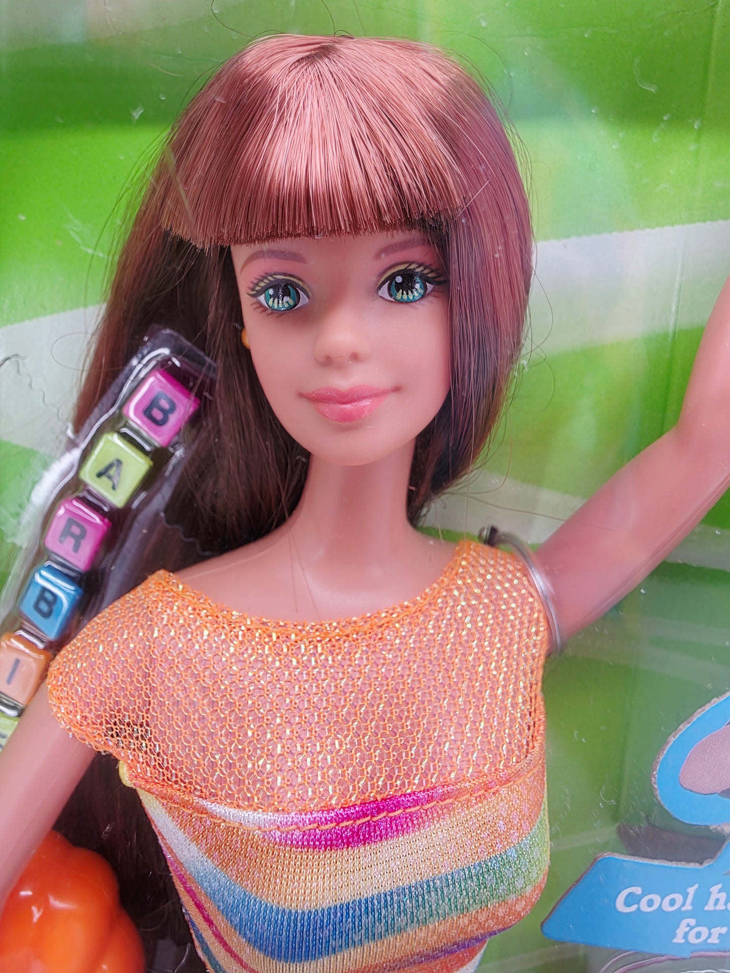 1997 Barbie Bead Blast Auburn Hair doll — Face close-up