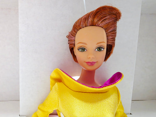Vintage 1990s doll. Bill Blass Designer Barbie. Limited Edition. Face view.