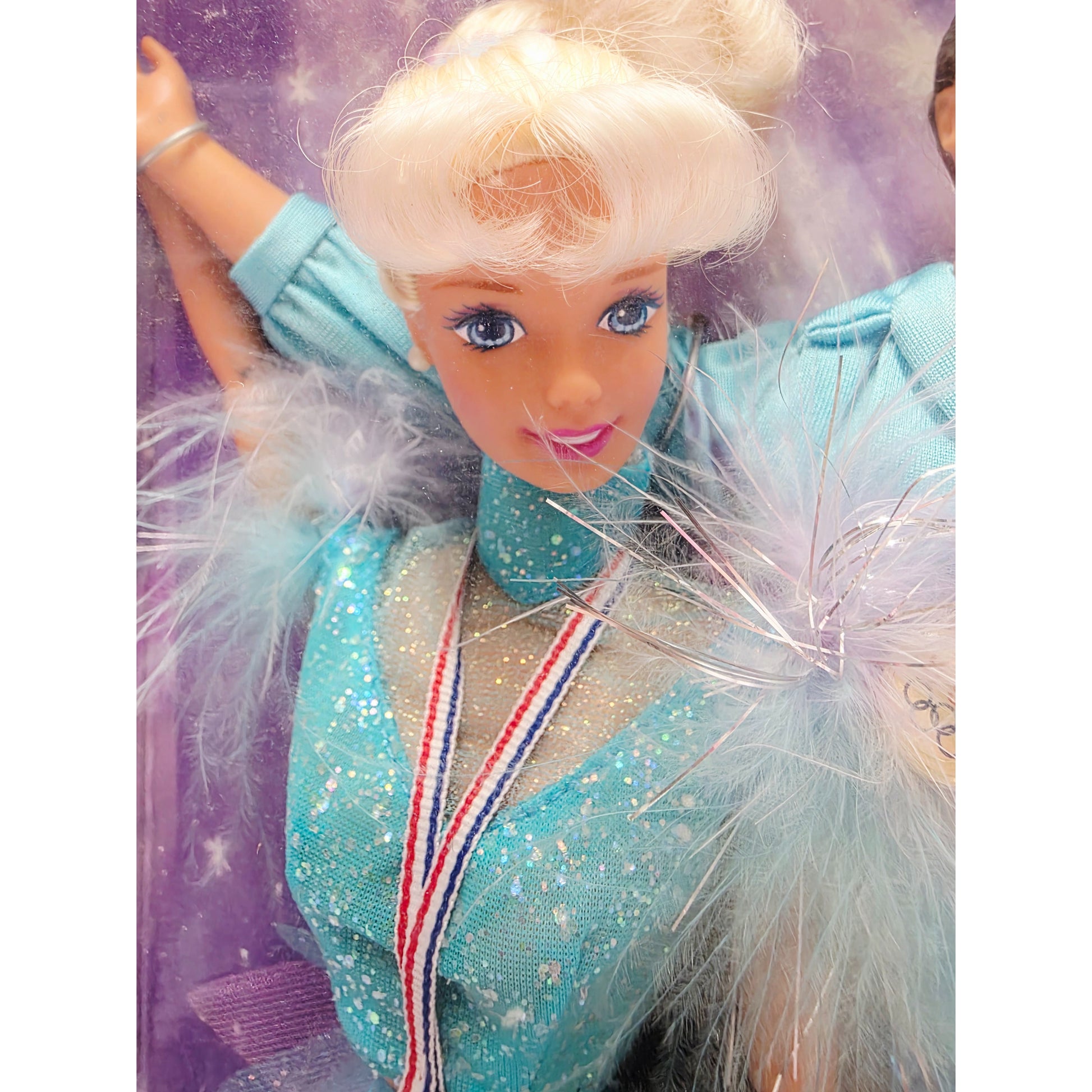 1997 Barbie Olympic USA Skater Barbie & Ken doll giftset — Face close-up