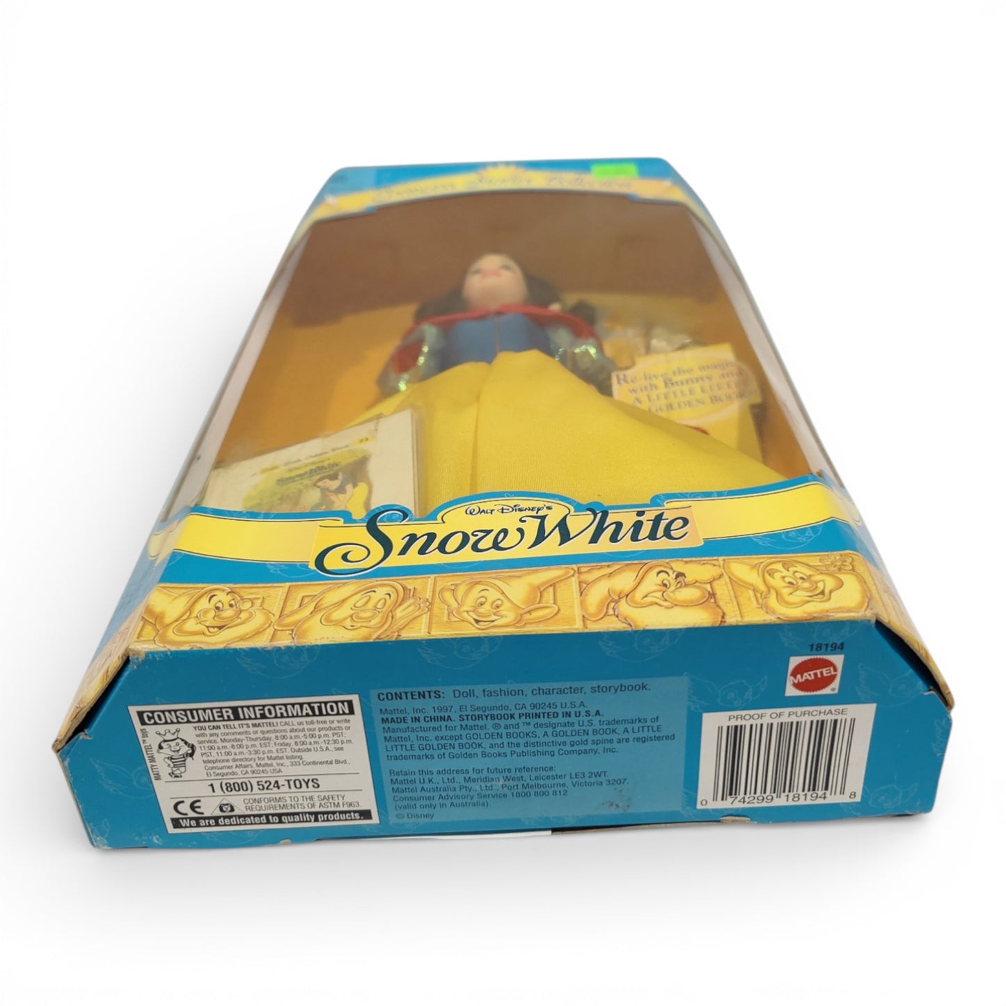 Vintage 1990s doll. Princess Stories Collection. Snow White. Bottom view.