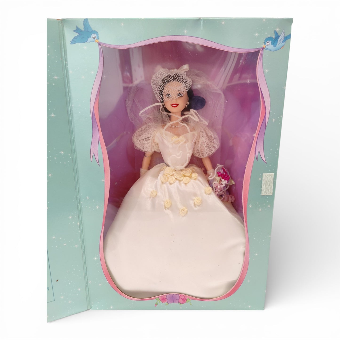 1997 Snow White and the Seven Dwarfs Wedding Collector Series Snow White doll — Front view