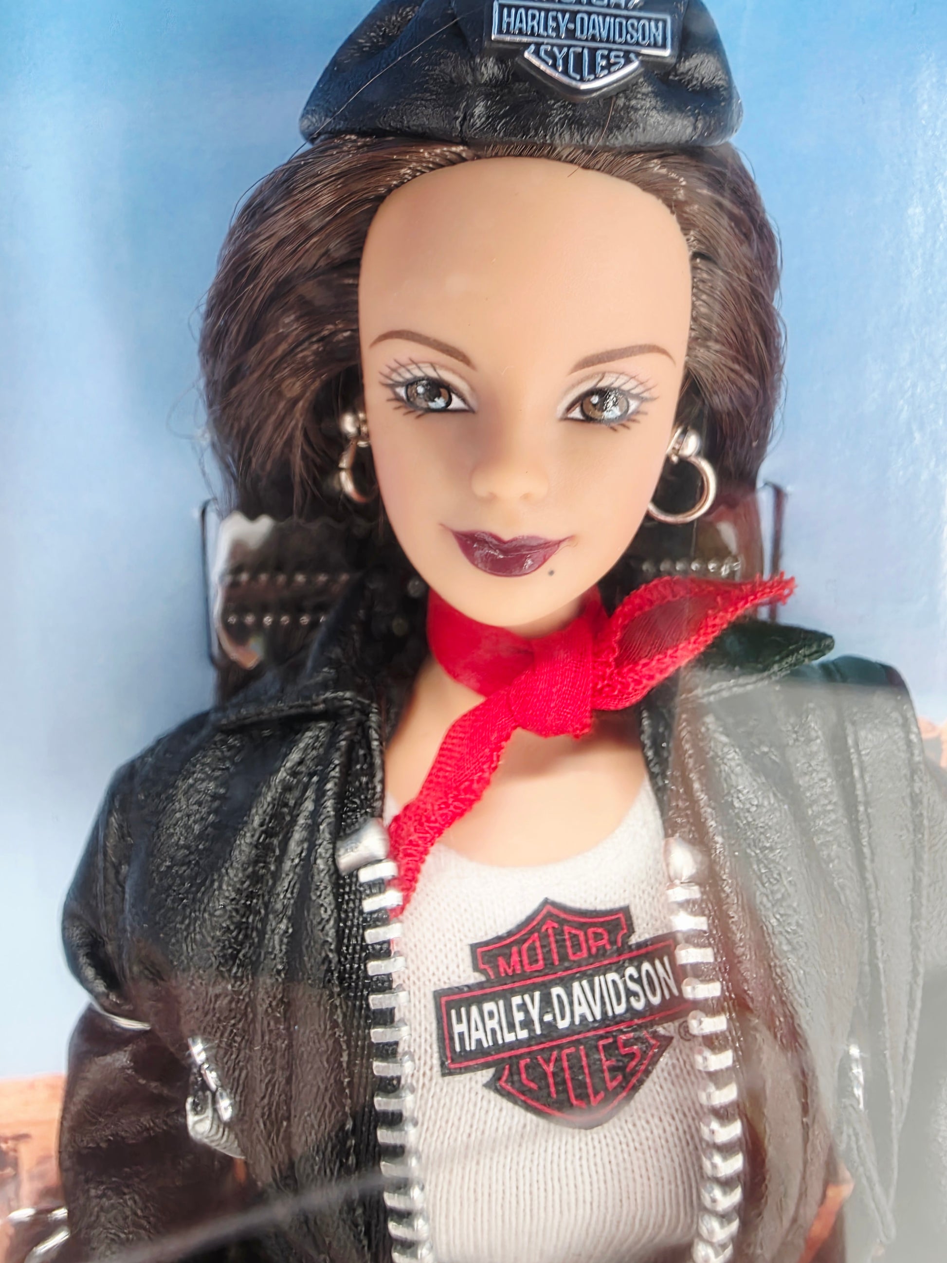 1998 Barbie Harley-Davidson Collector Edition Series Brunette #2 doll — Face close-up