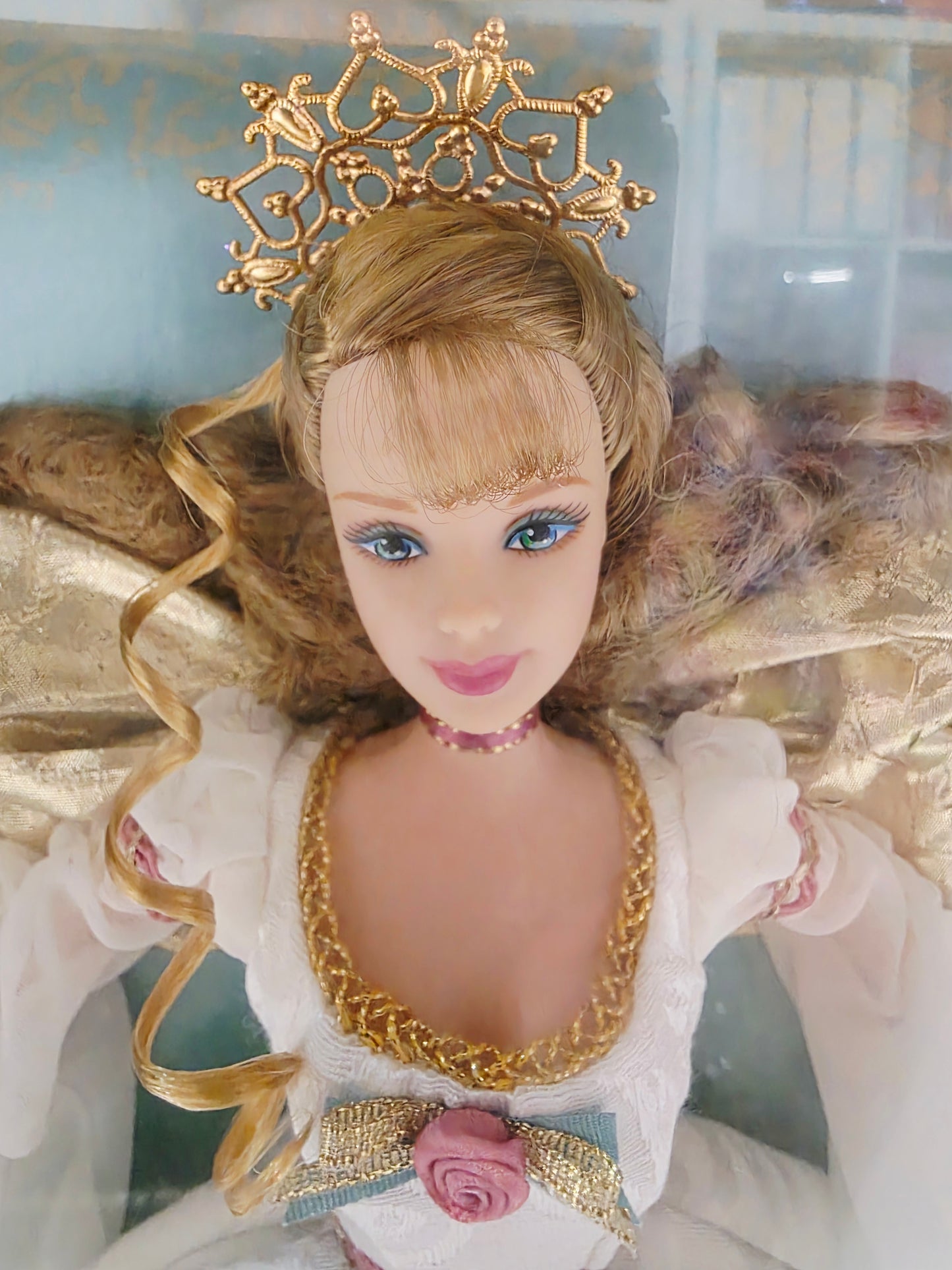 1998 Barbie Timeless Sentiments Collection Angel of Joy doll — Face close-up