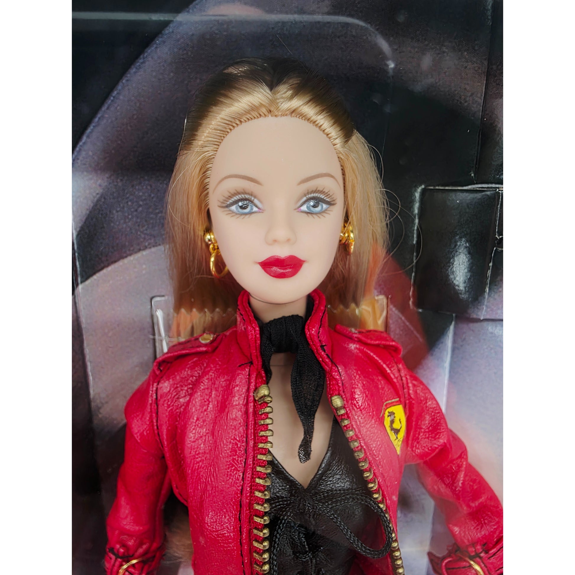 2000 Barbie Collector Edition Ferrari doll — Face close-up
