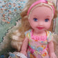 2000 Barbie Easter Garden Hunt Barbie, Kelly doll giftset — Close-up 1