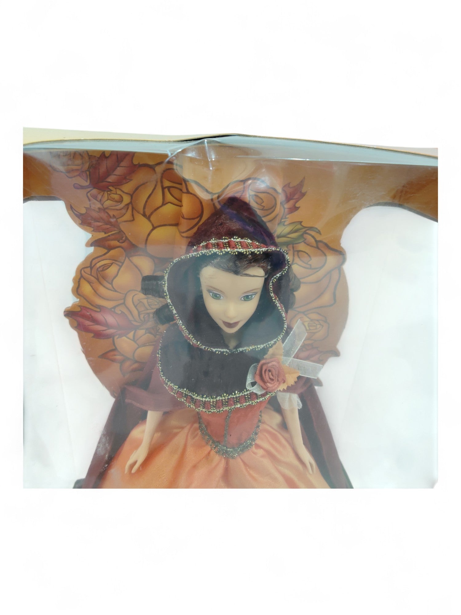 2000 Beauty and the Beast Enchanted Seasons Collection Belle doll — Close-up 1
