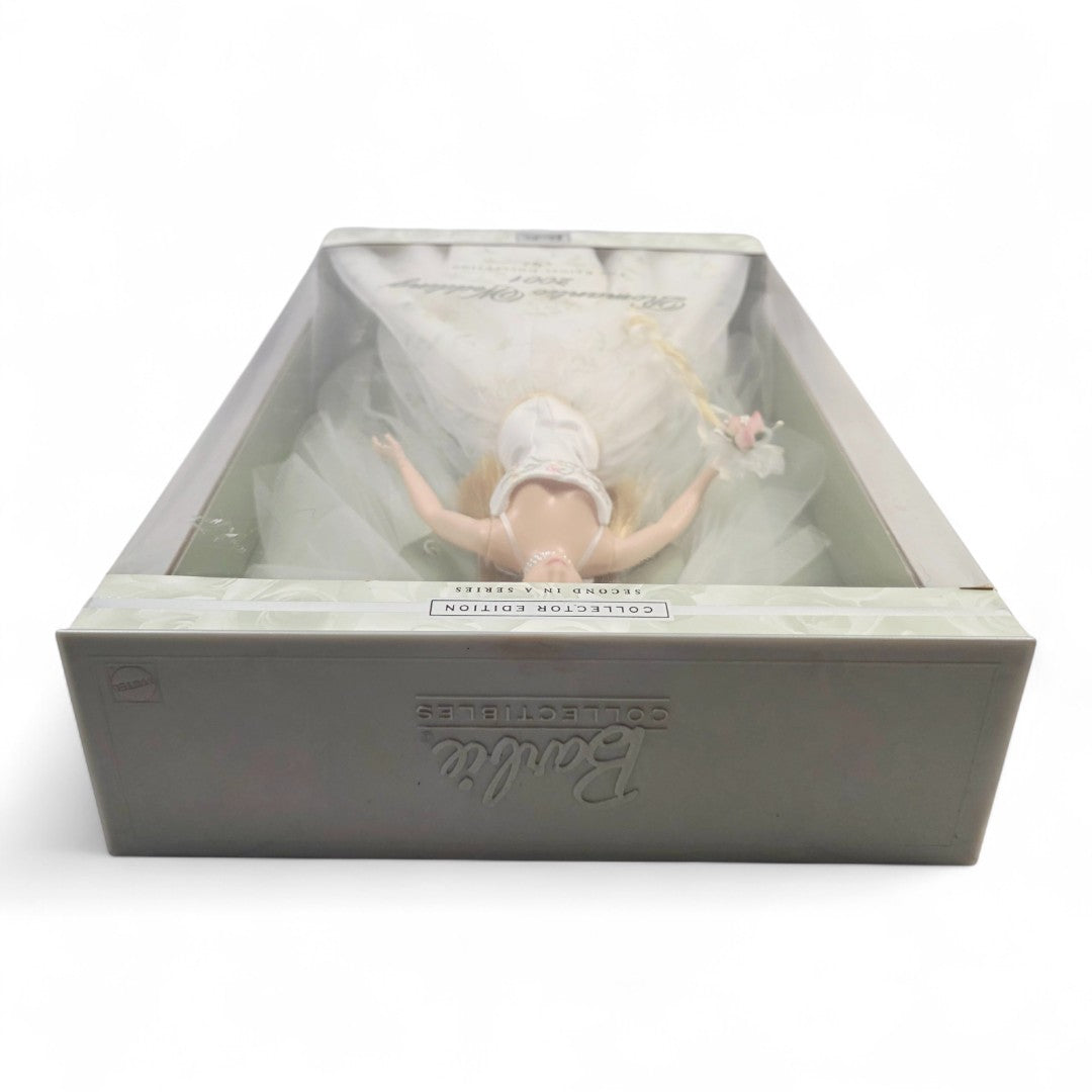 2001 Barbie The Bridal Collection Romantic Wedding doll — Top view