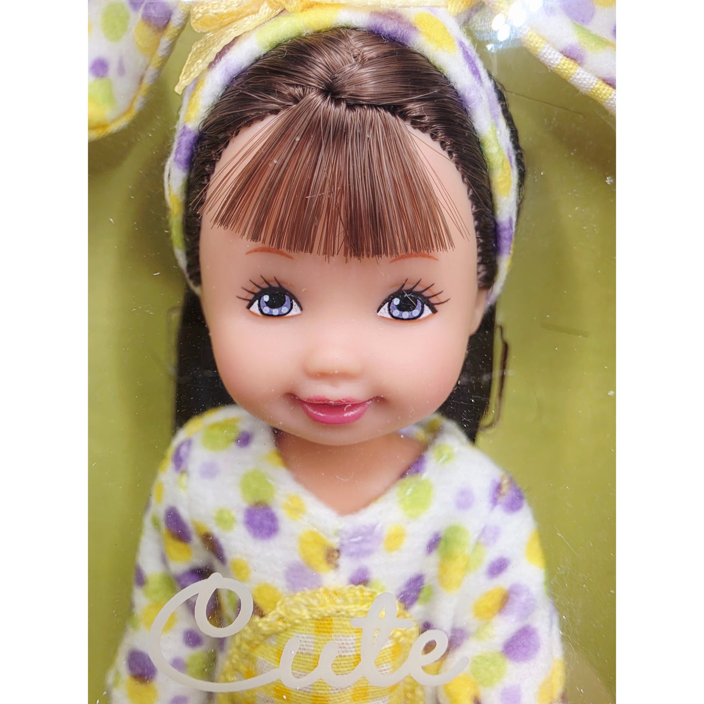 2002 Barbie Cute as a Bunny Marisa doll — Face close-up