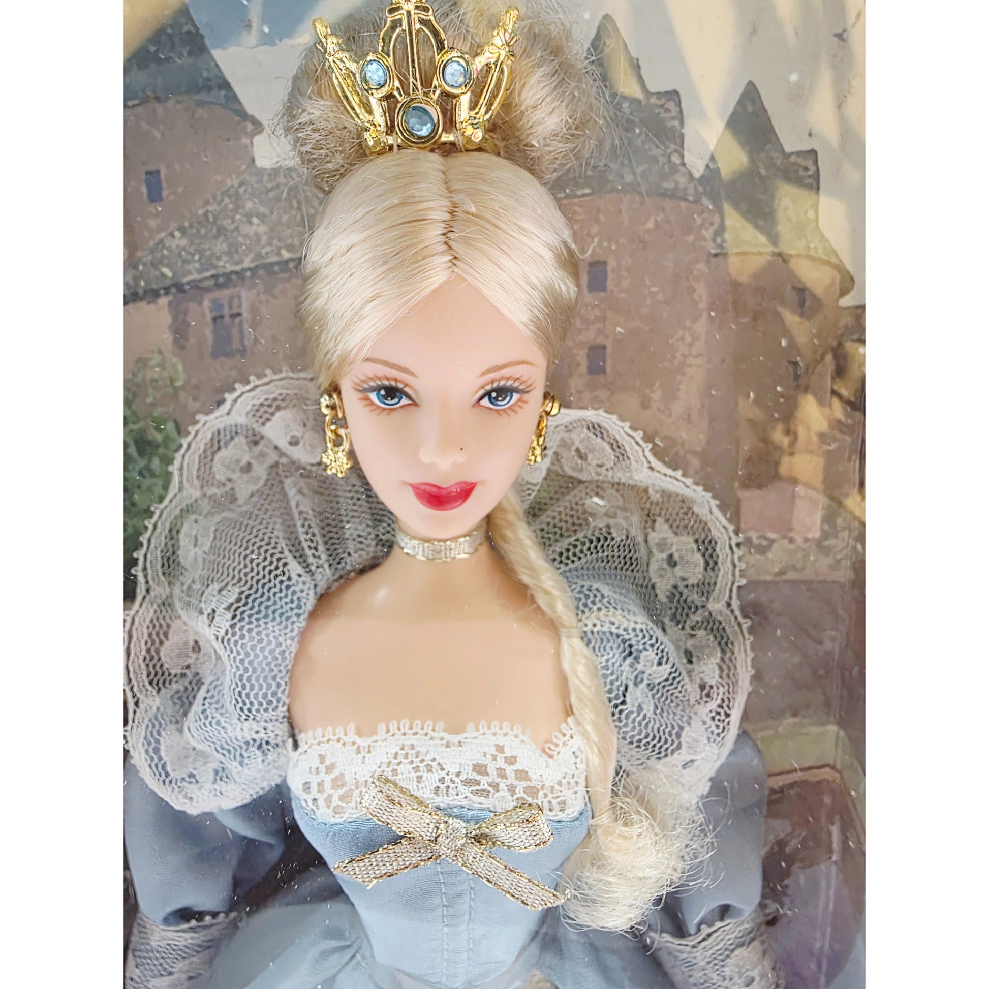 Vintage 2000s doll. Dolls of the World. Princess of the Danish Court. Face view.