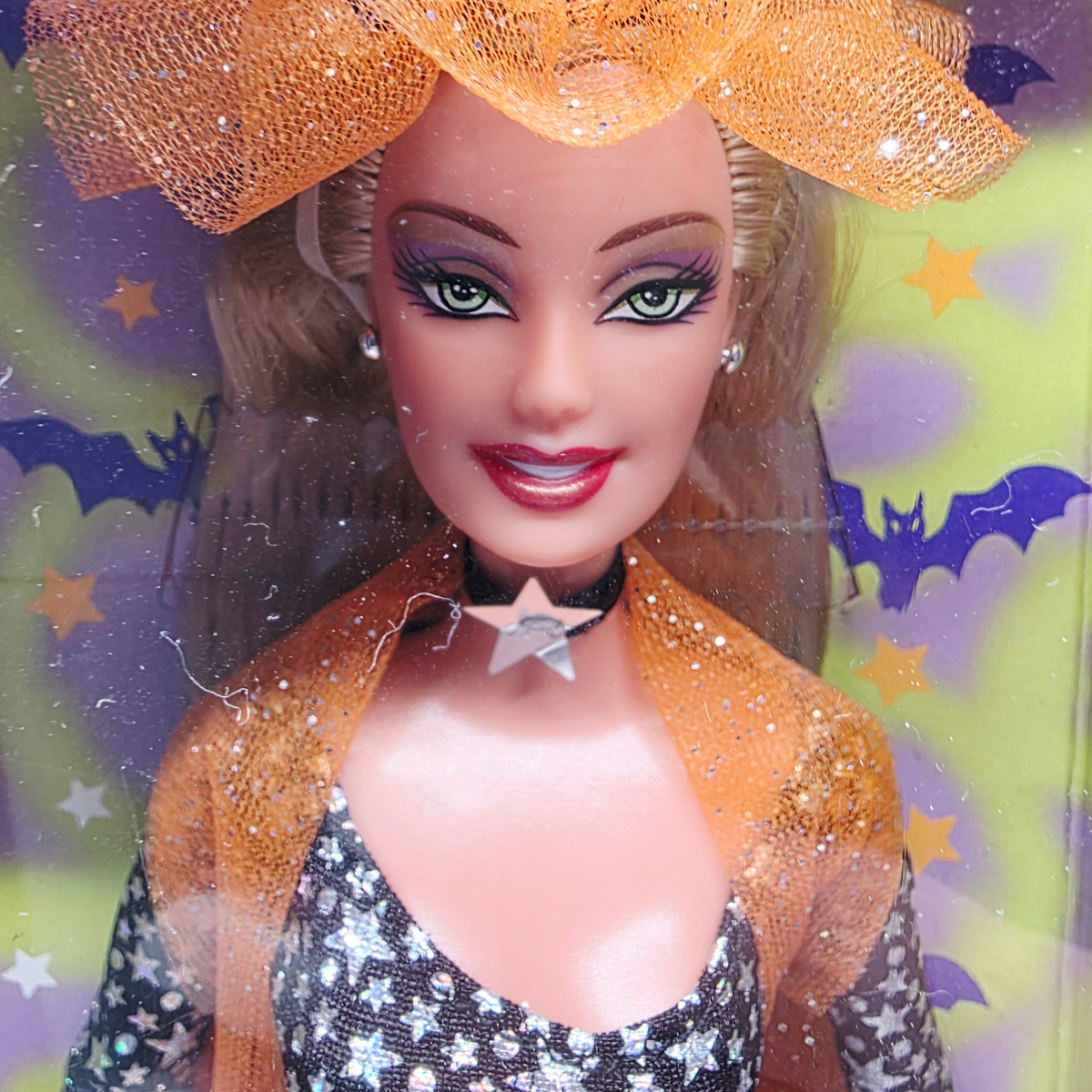 2003 Barbie Halloween Series Halloween Enchantress Face view