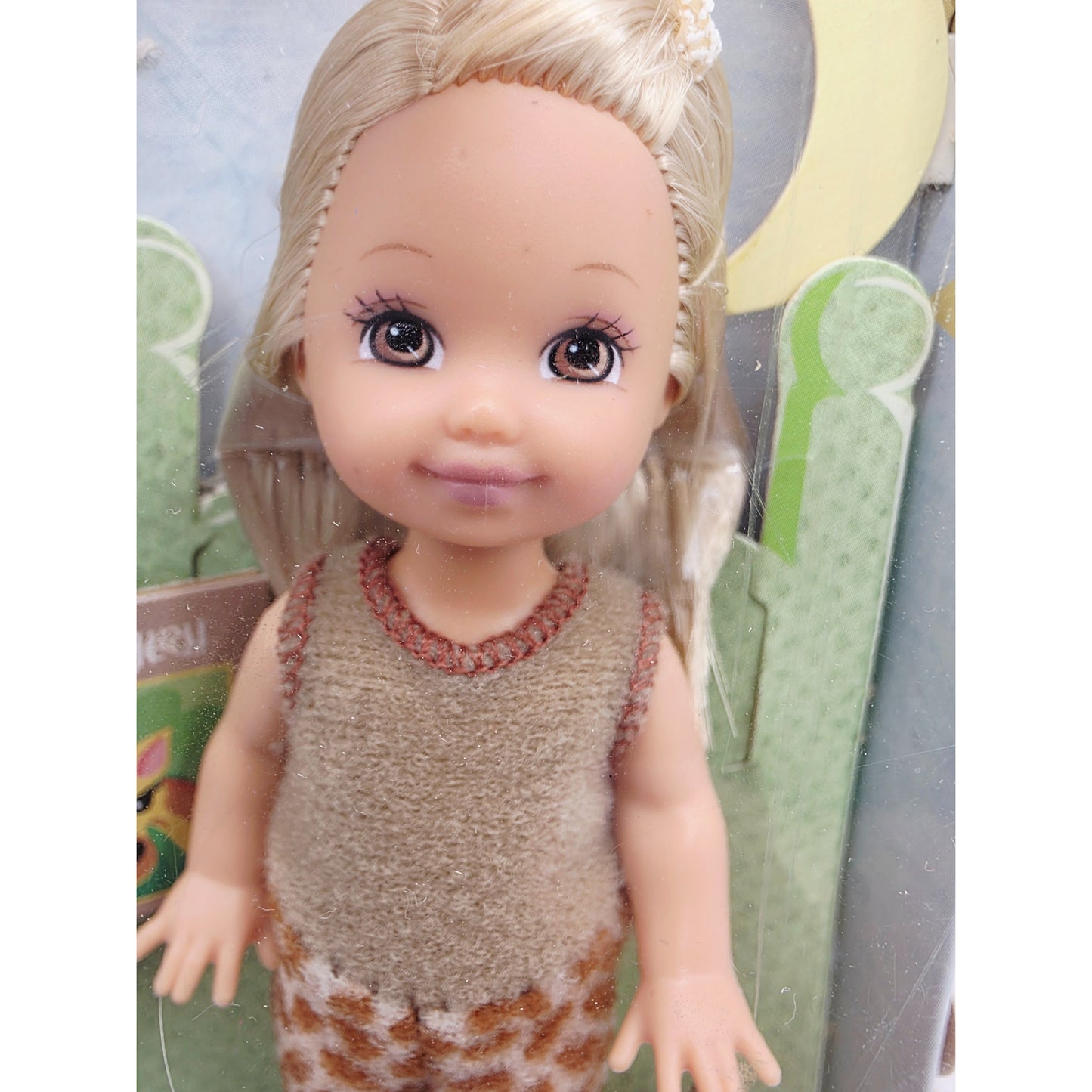 2004 Barbie Kelly Club Pajama Fun Pajama Fun Giraffe doll — Face close-up