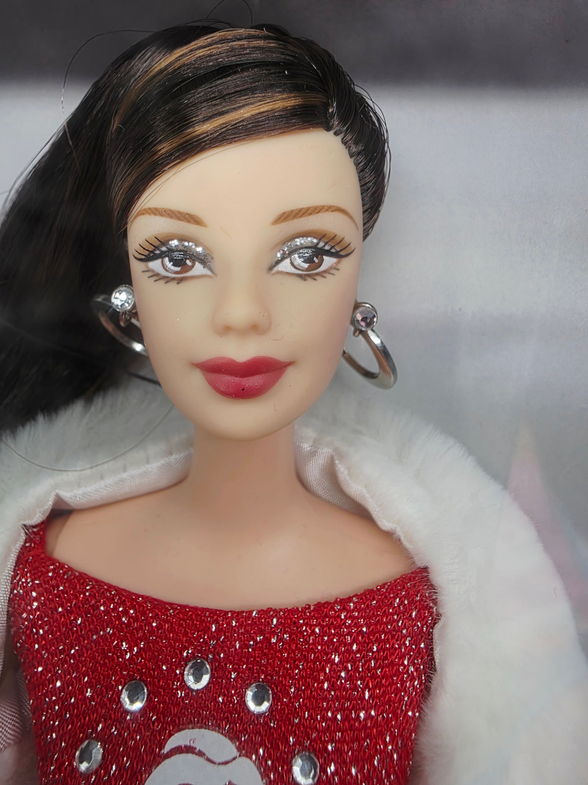 2004 Barbie Zodiac Collection - Pink Label Aries doll — Face close-up