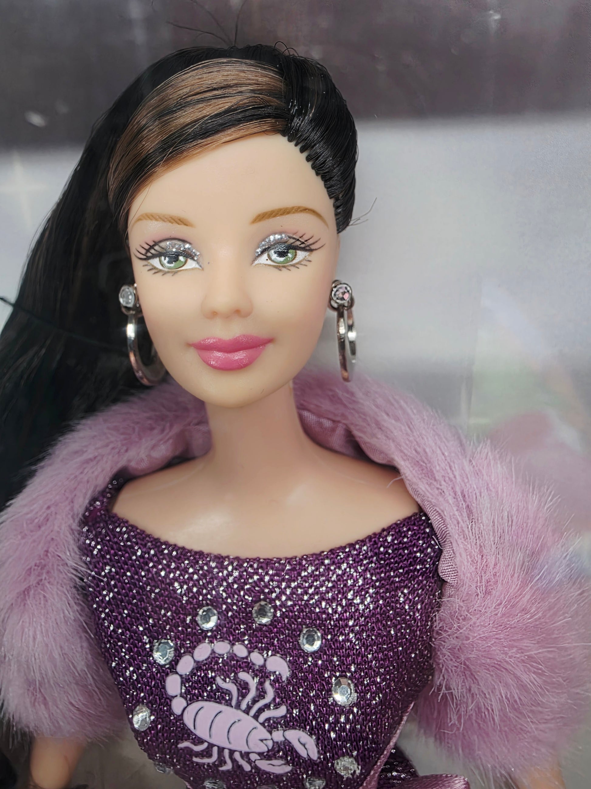 2004 Barbie Zodiac Collection - Pink Label Scorpio doll — Face close-up