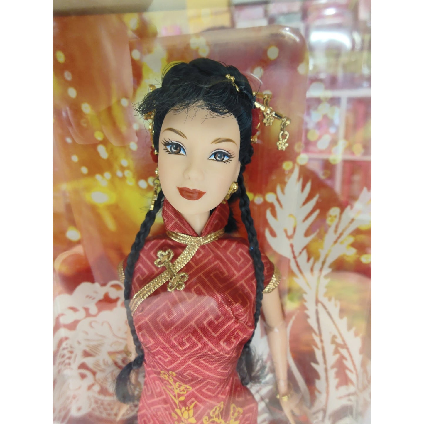 2005 Barbie Festivals of the World Chinese New Year doll — Face close-up