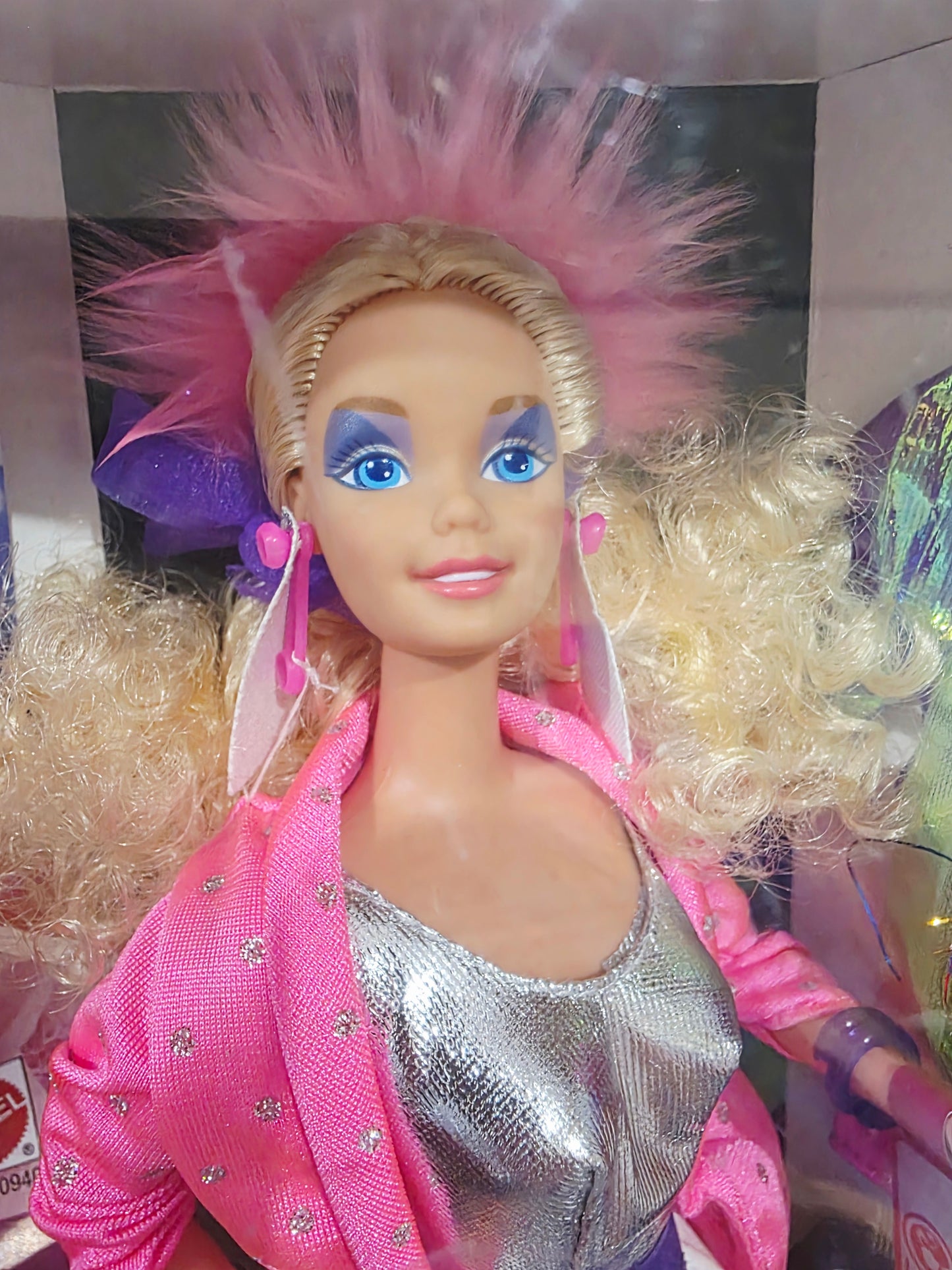 2008 Barbie My Favorite Barbie Barbie (1986 Rockers) doll — Face close-up