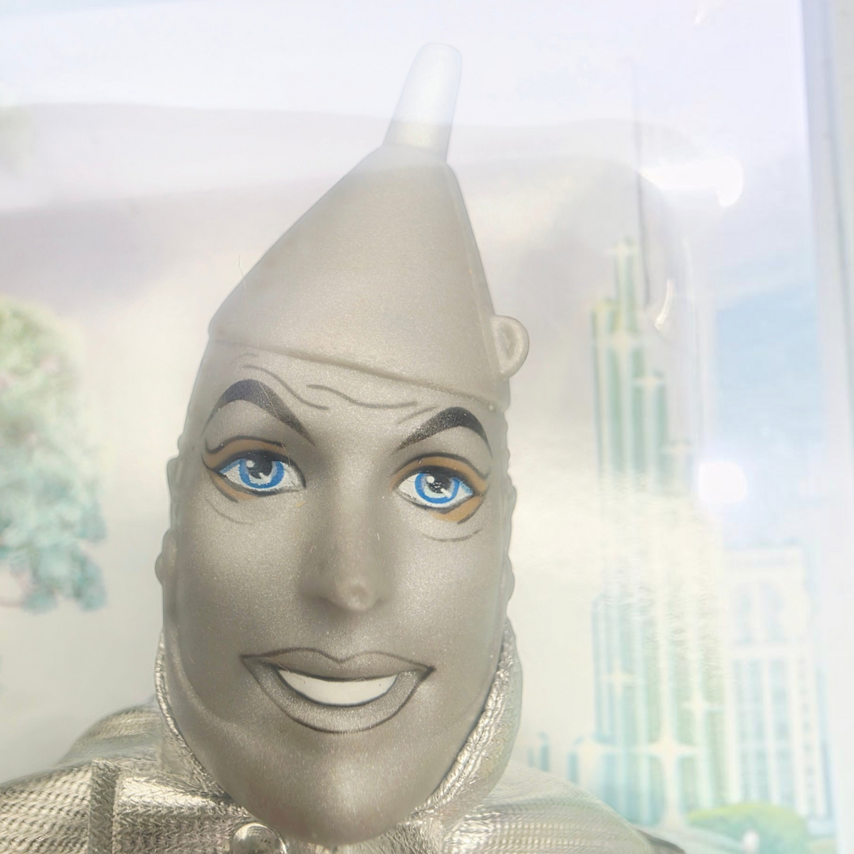 2009 Barbie Wizard of Oz 50th Anniversary Pink Label Tin Man Ken Face view