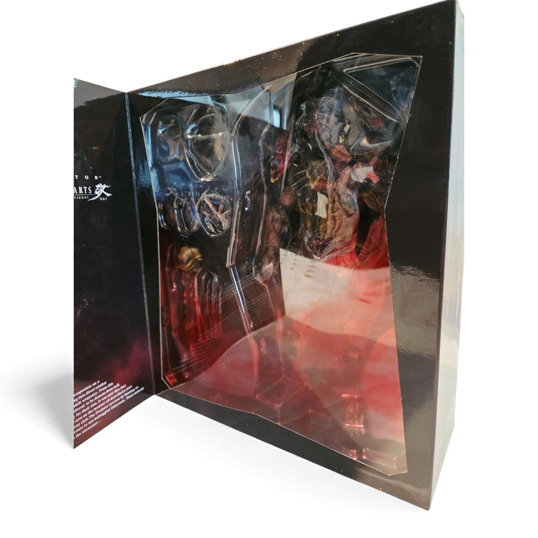 2015 Predator Variant Play Arts Kai Predator action figure — Close-up 3