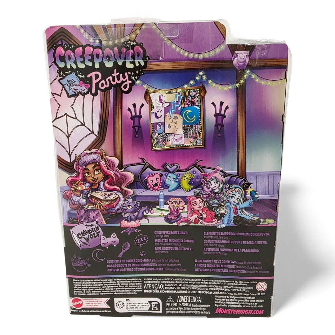 Vintage 2020s doll. Creepover Party. Clawdeen Wolf. Back view.