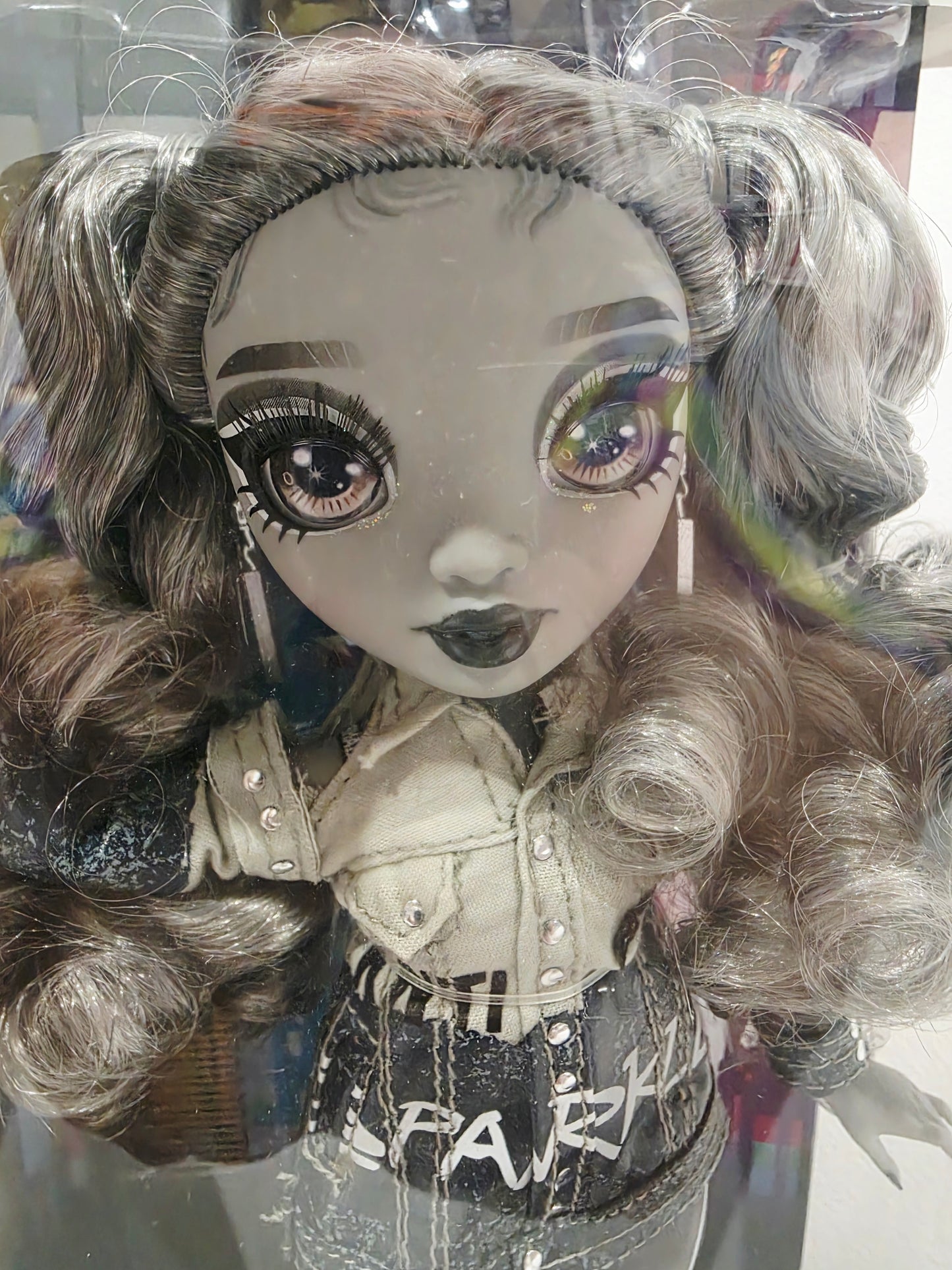 Vintage 2020s doll. Nicole Steel. Face view.